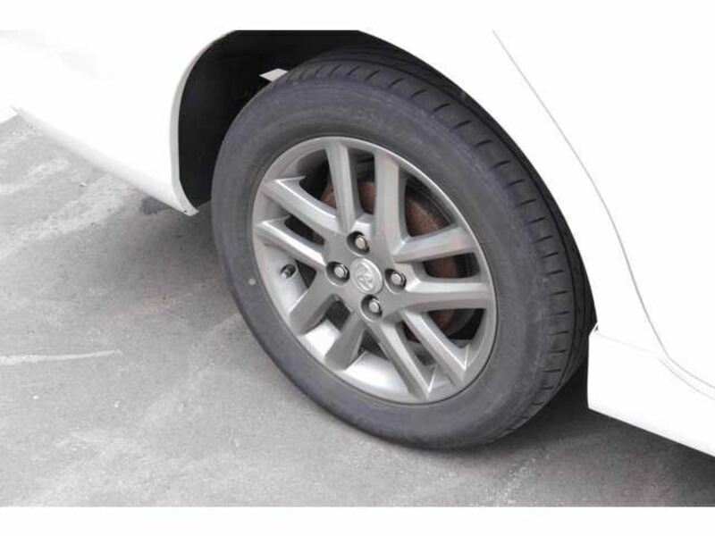 COROLLA FIELDER