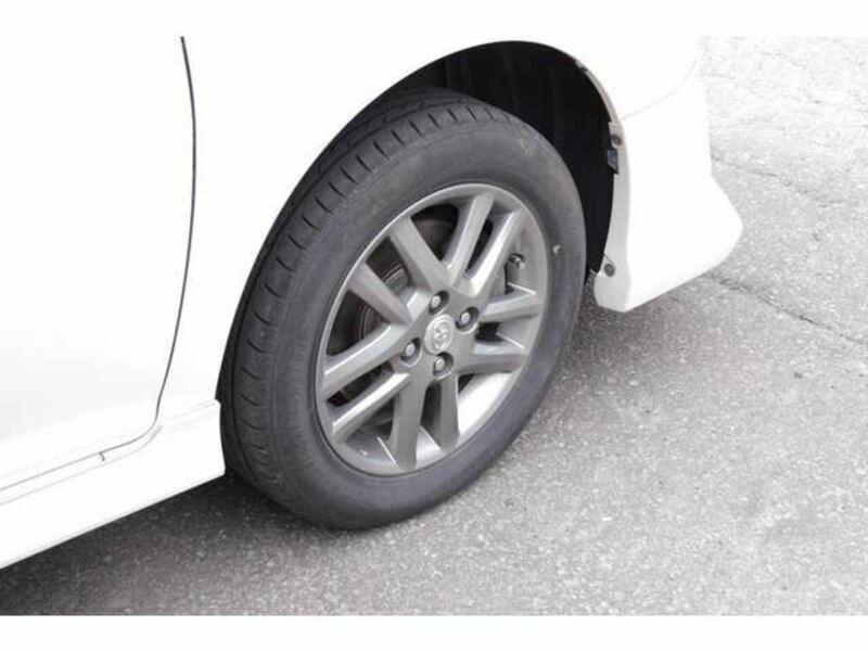 COROLLA FIELDER