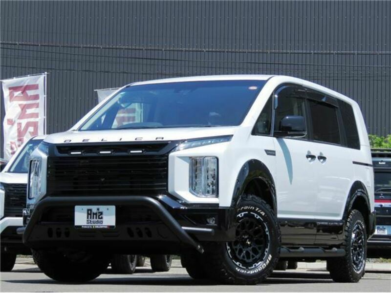 MITSUBISHI DELICA D5