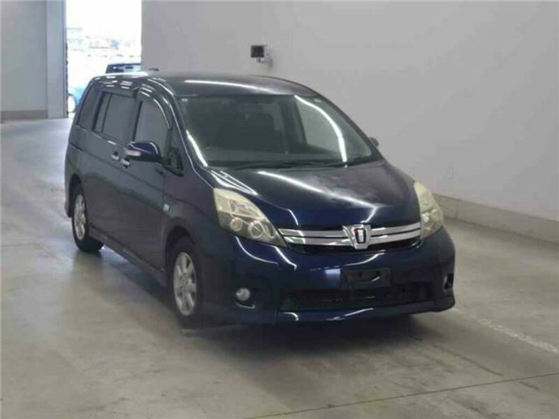TOYOTA ISIS