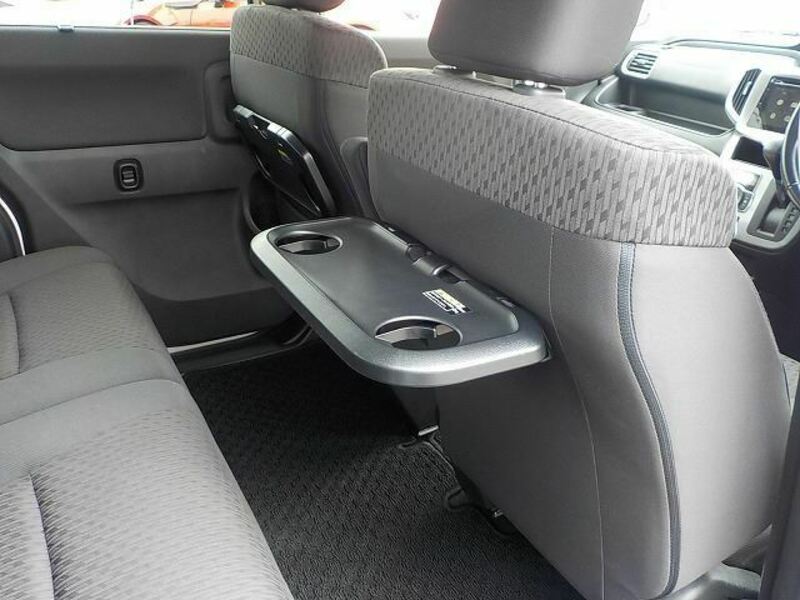 DELICA D2