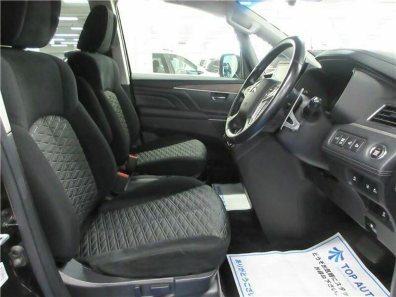 DELICA D5