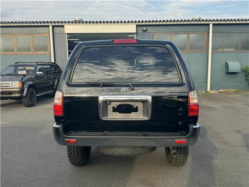 HILUX SURF
