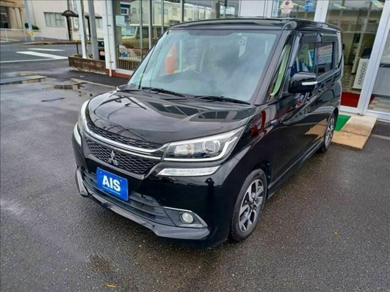 MITSUBISHI DELICA D2