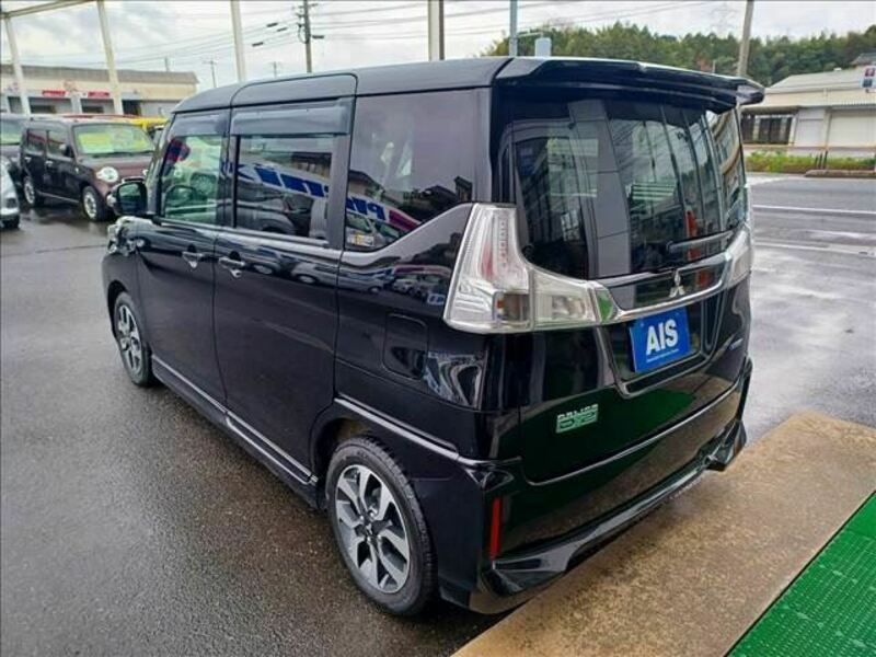 DELICA D2