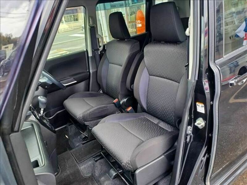 DELICA D2