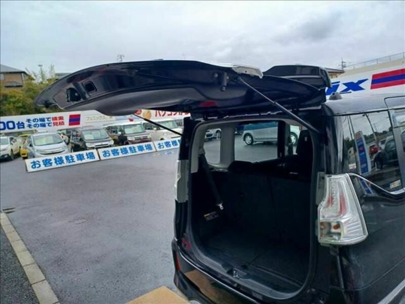 DELICA D2