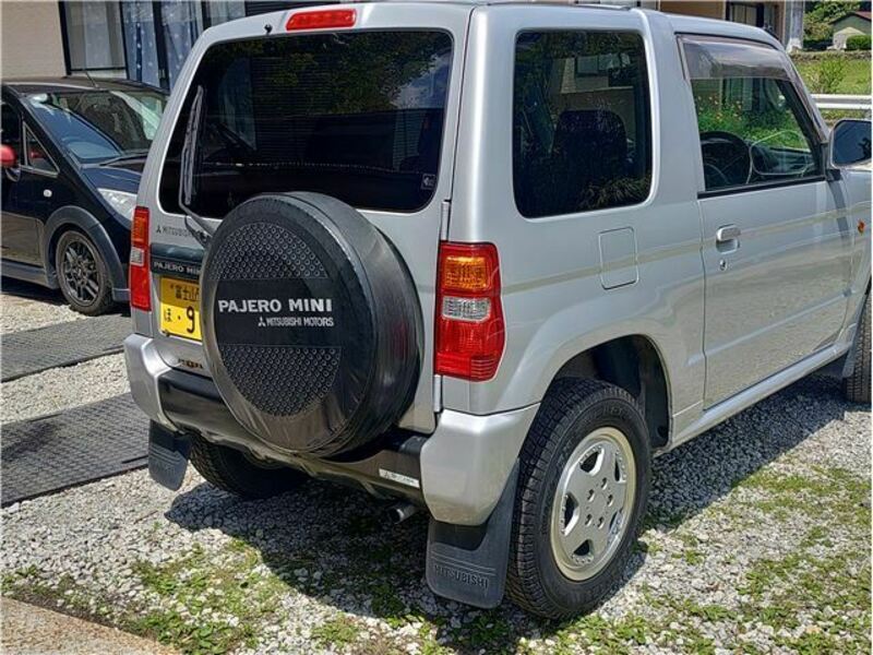 PAJERO MINI
