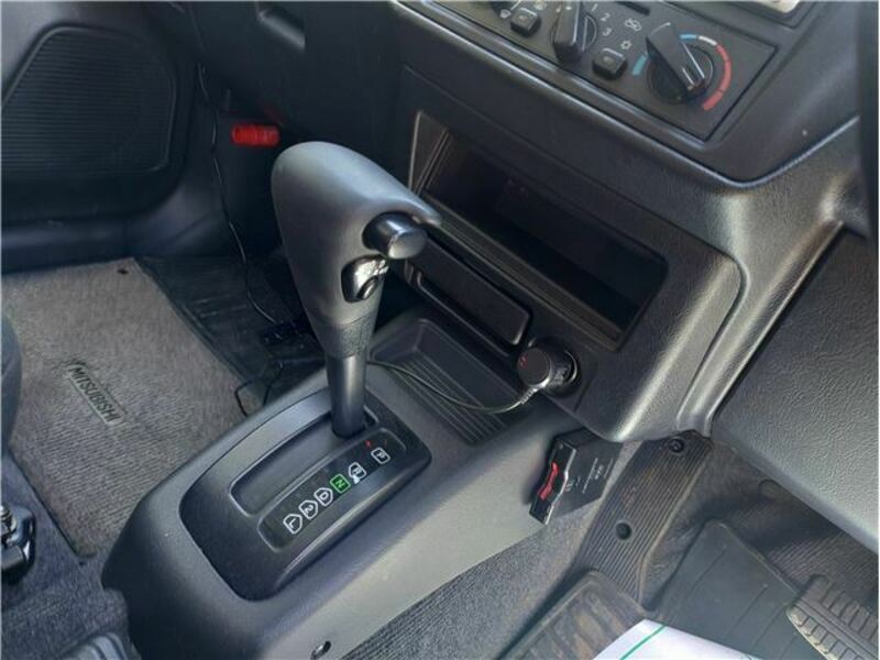 PAJERO MINI