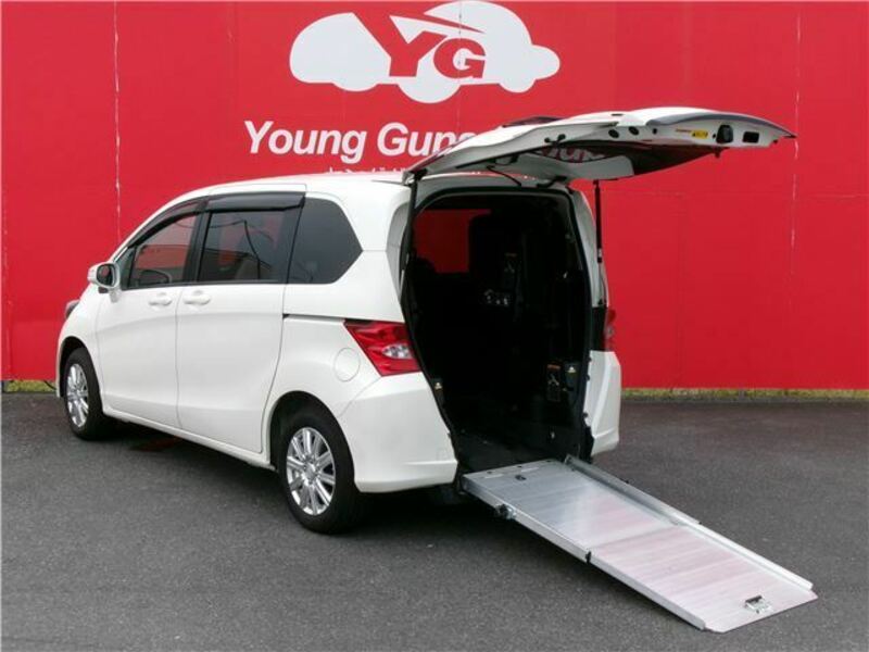 HONDA FREED