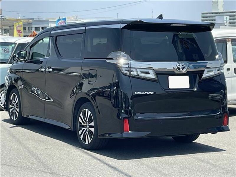 VELLFIRE