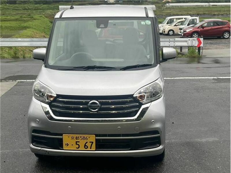 NISSAN DAYZ ROOX