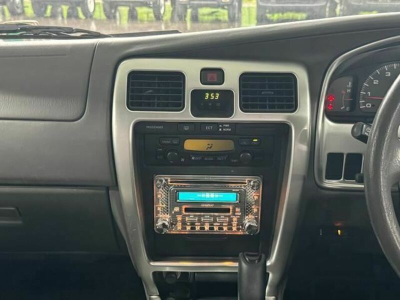 HILUX SURF