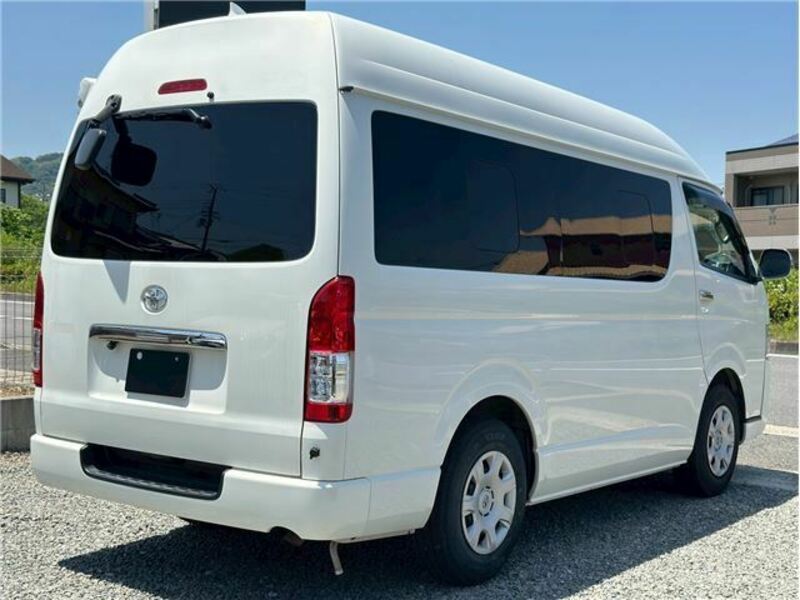 HIACE
