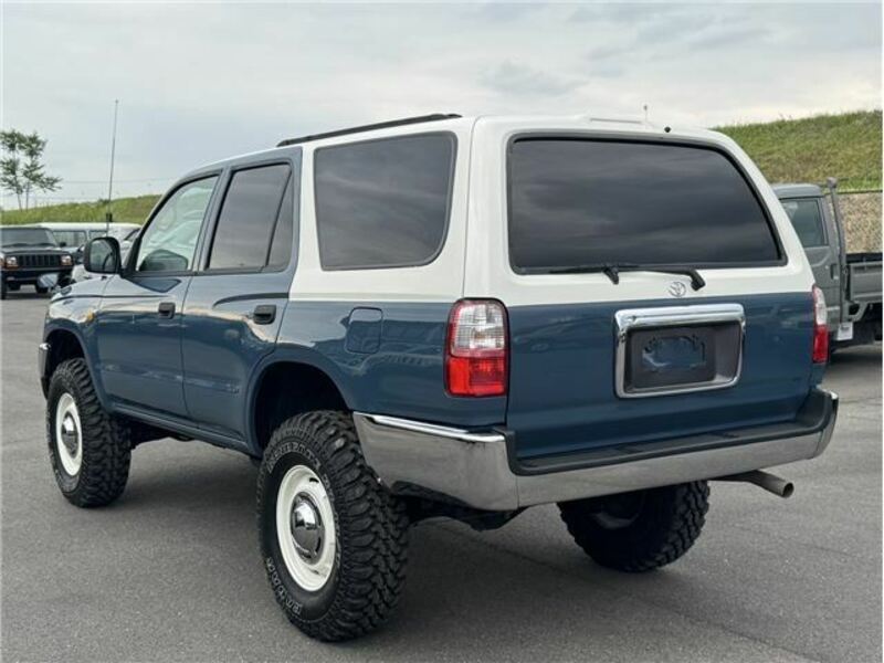 HILUX SURF
