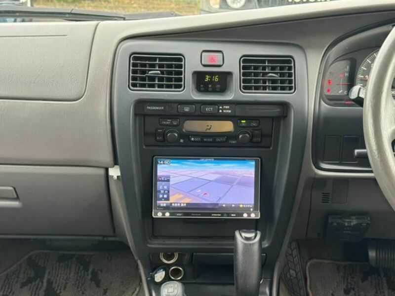 HILUX SURF