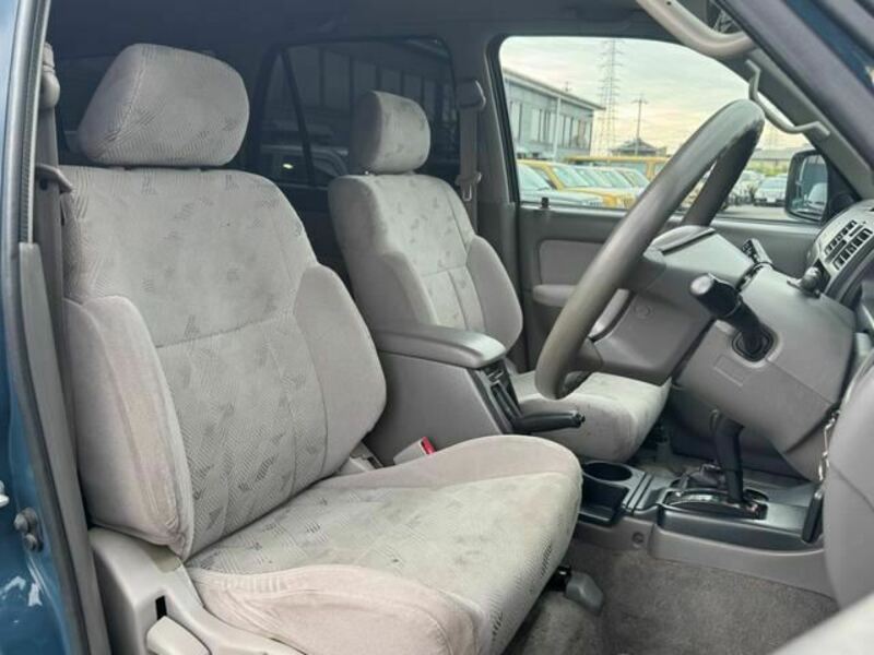 HILUX SURF
