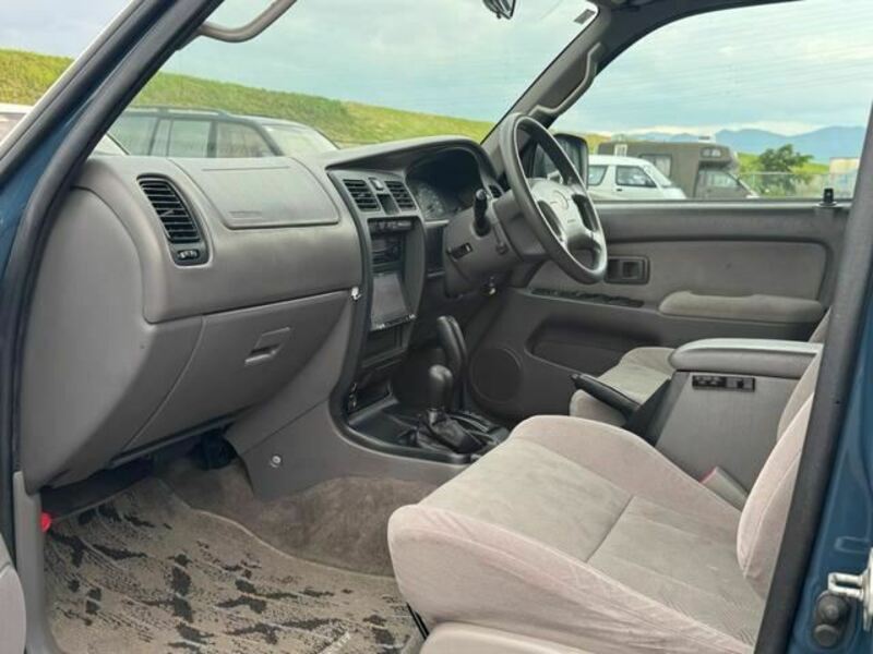 HILUX SURF