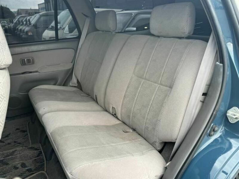 HILUX SURF