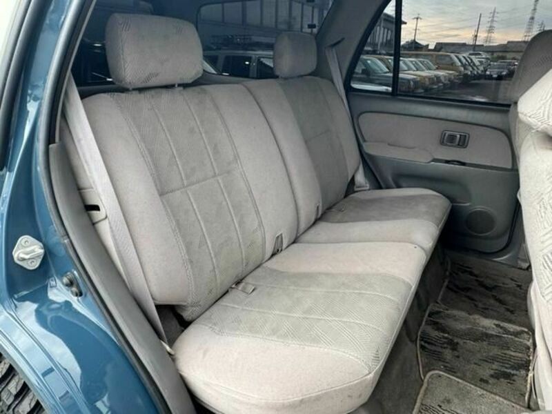 HILUX SURF