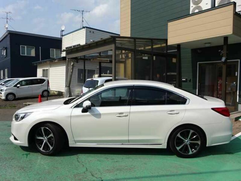 LEGACY B4