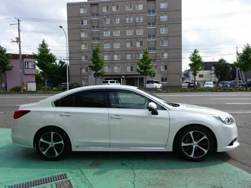 LEGACY B4