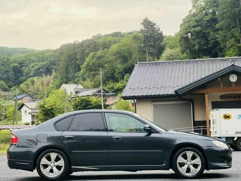 LEGACY B4