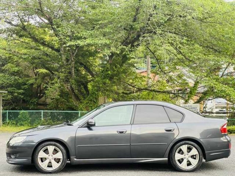 LEGACY B4