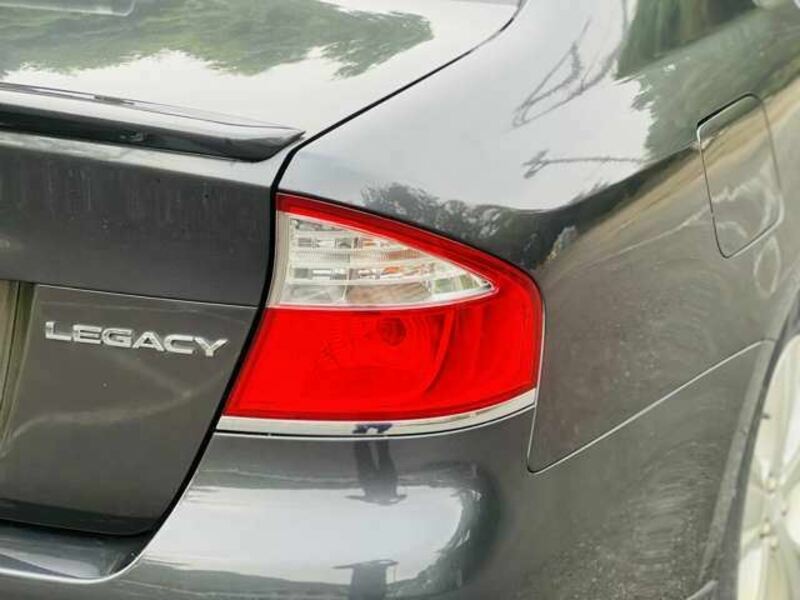 LEGACY B4