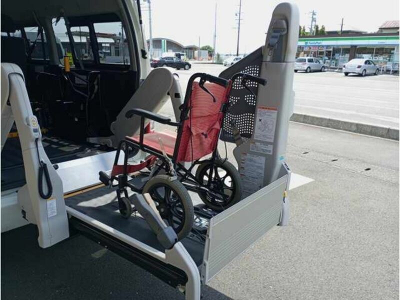 HIACE VAN