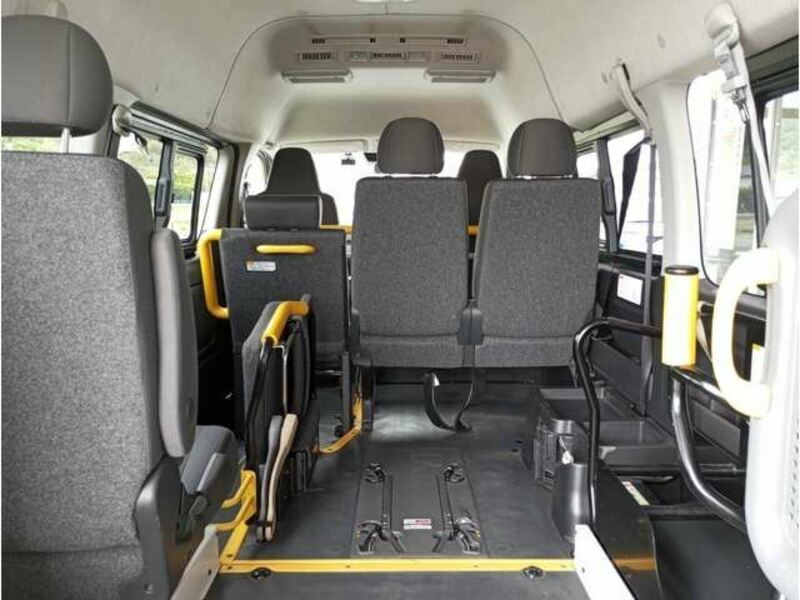 HIACE VAN