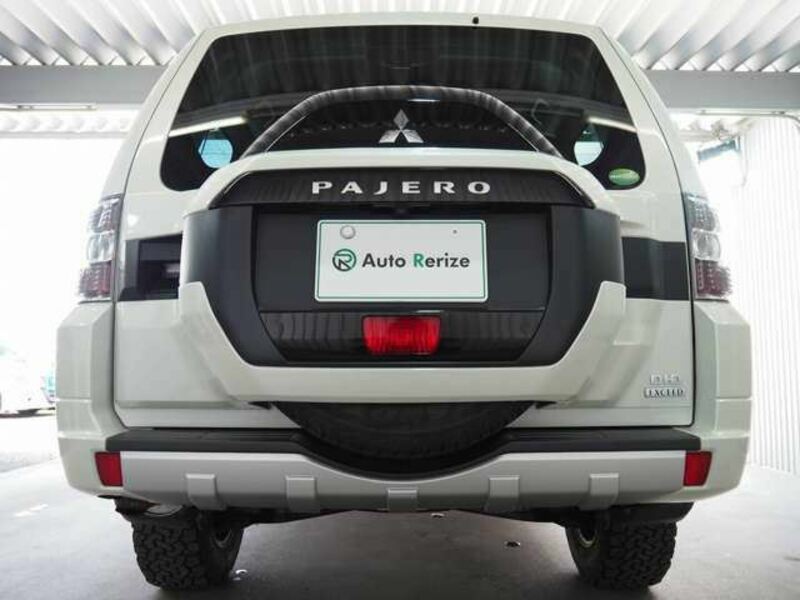 PAJERO