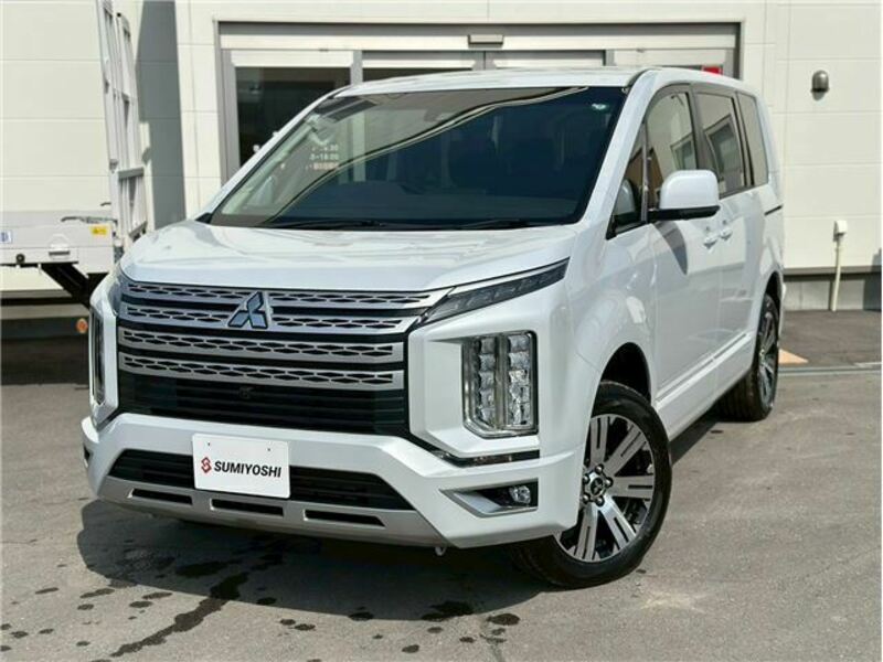 MITSUBISHI DELICA D5