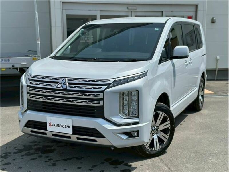 MITSUBISHI DELICA D5