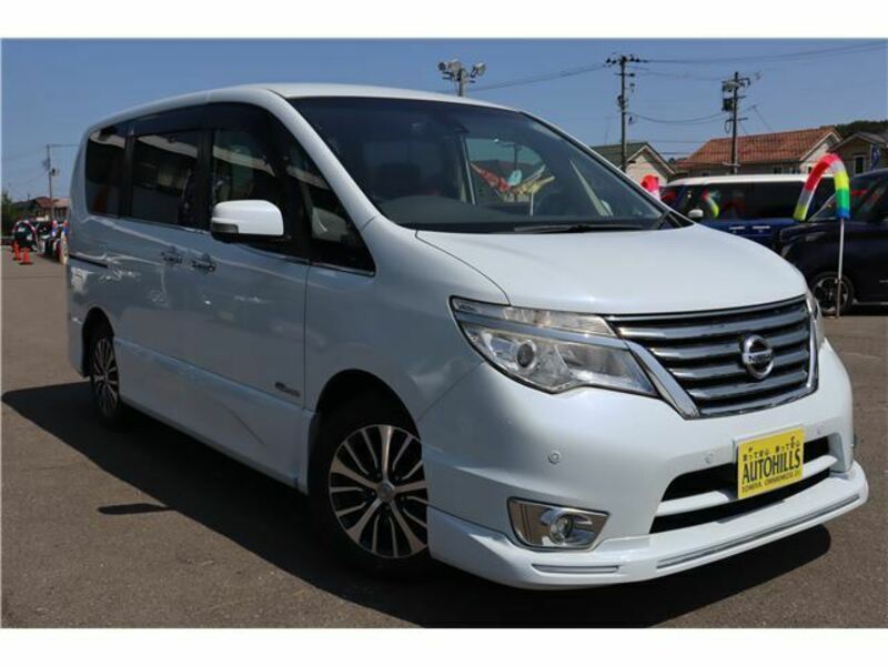 NISSAN SERENA