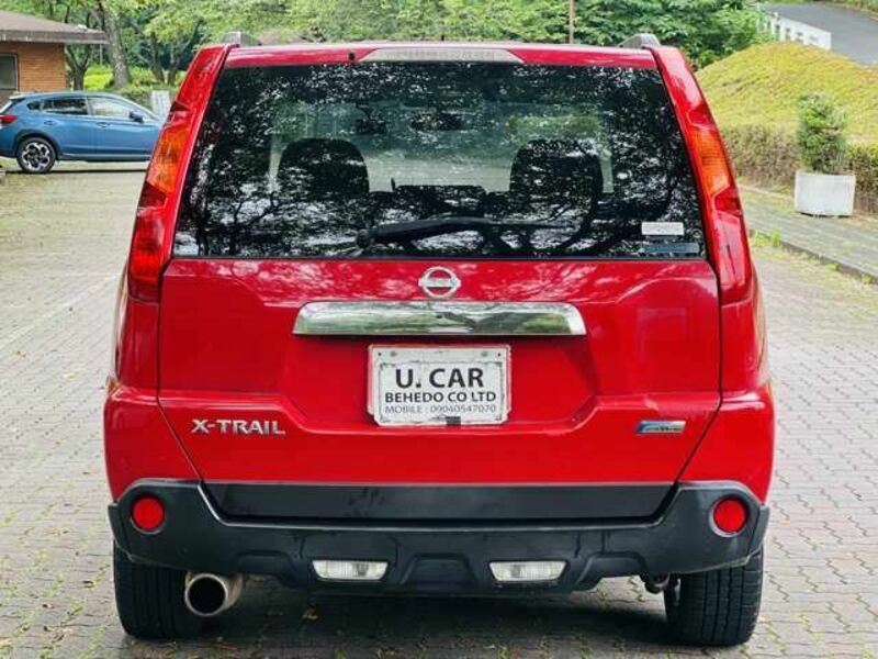 X-TRAIL