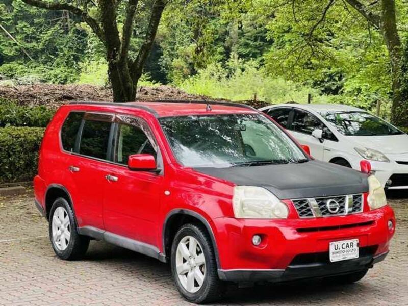 X-TRAIL