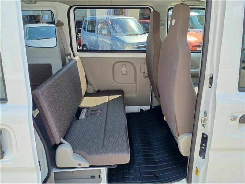 MINICAB VAN
