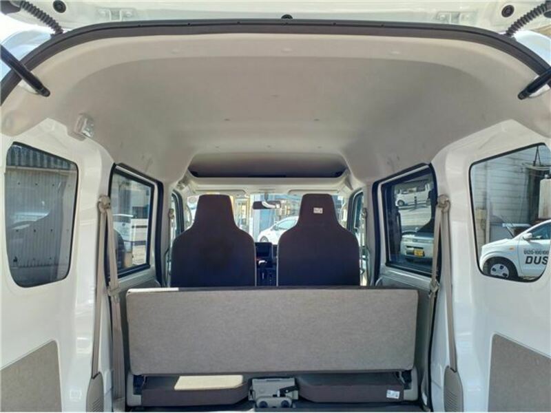 MINICAB VAN