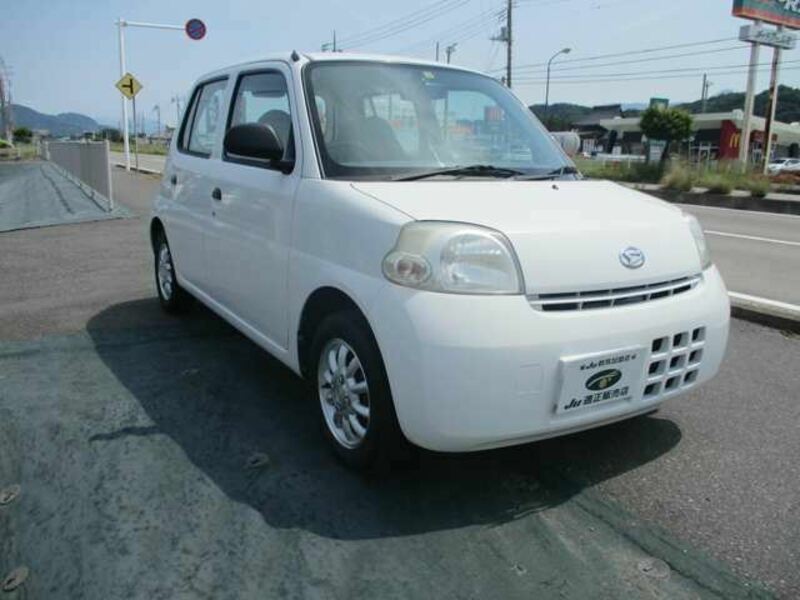 DAIHATSU ESSE