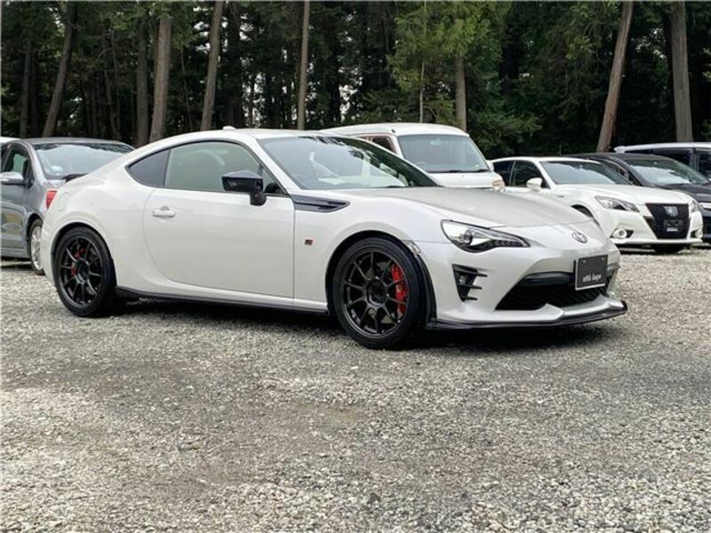 TOYOTA 86