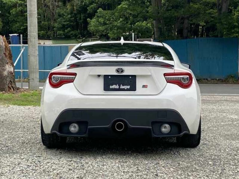 86