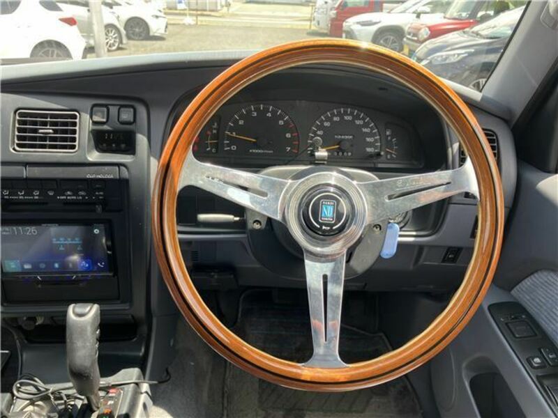 HILUX SURF