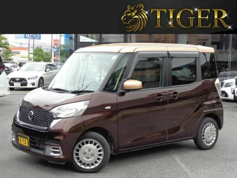NISSAN DAYZ ROOX