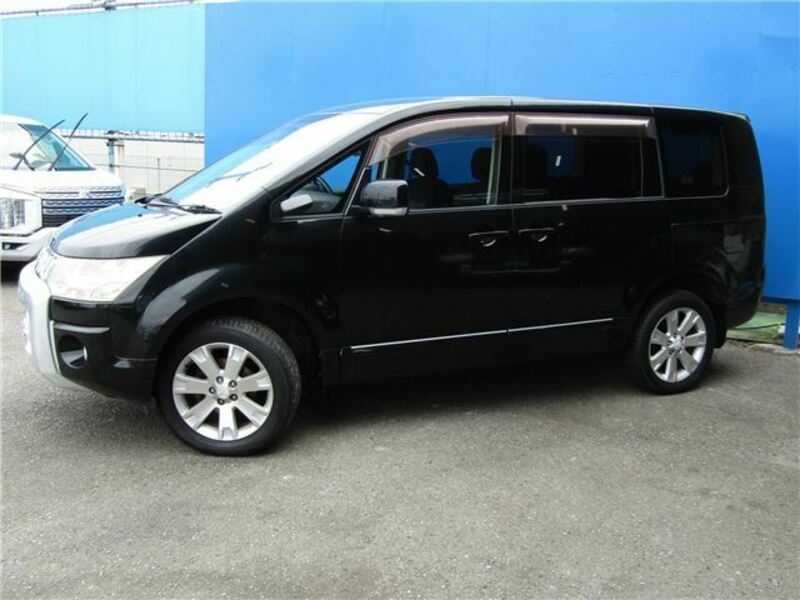 DELICA D5
