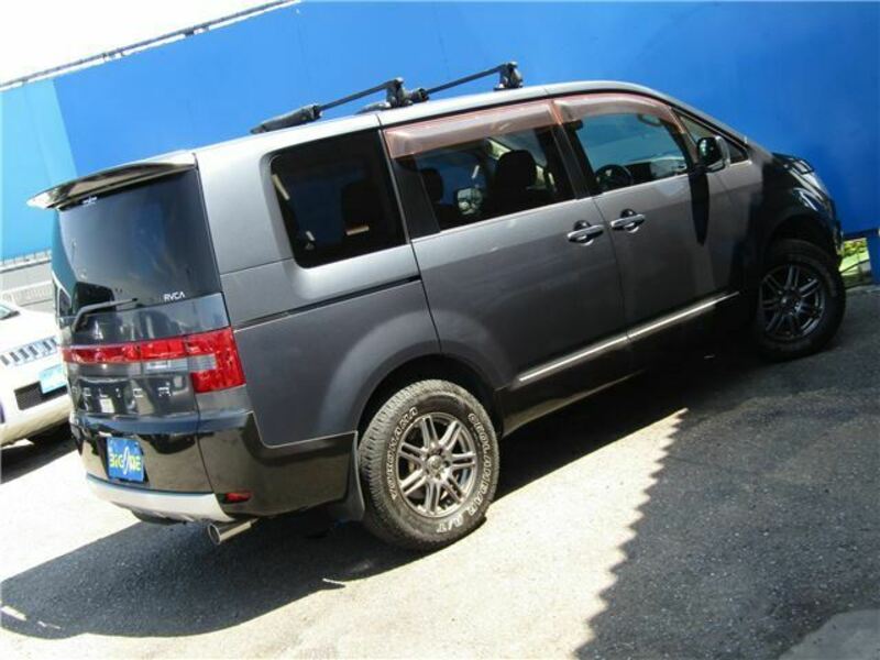 DELICA D5