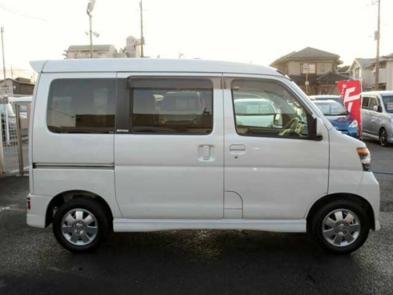 ATRAI WAGON