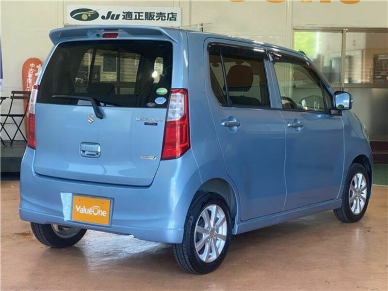WAGON R