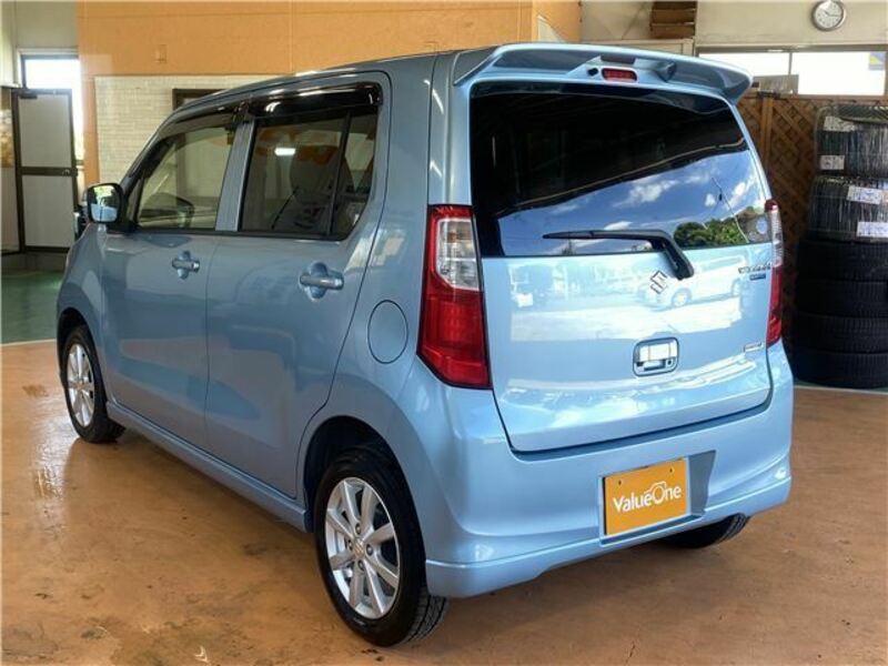 WAGON R