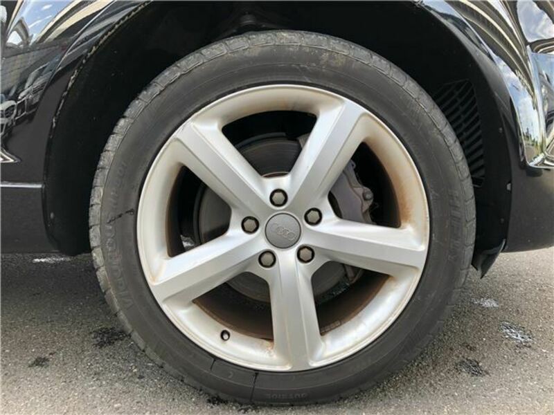 Q7